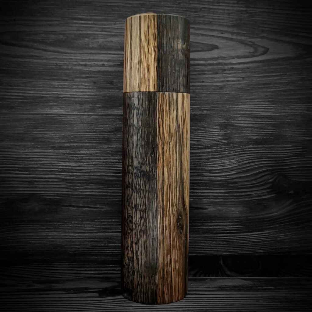 WOOD PUNK | Kvalitní dřevěné mlýnky na pepř a sůl s mechanikou CrushGrind® (ebonizovaný dub / ebonized oak wood)