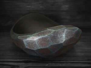 Asymetrická miska „Rudý zlom“ (22×8 cm)